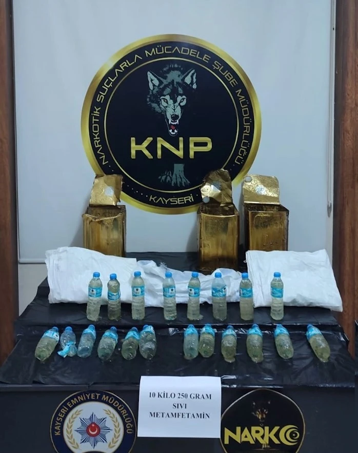 Bal tenekeleri i&ccedil;inde uyuşturucuyla yakalanan sanık: "Ev almayı teklif ettiler"
