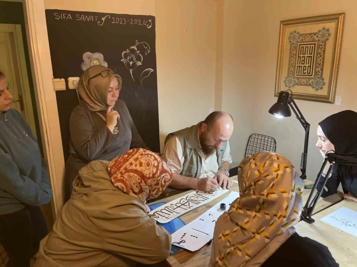 Balat&rsquo;da hat dersi
