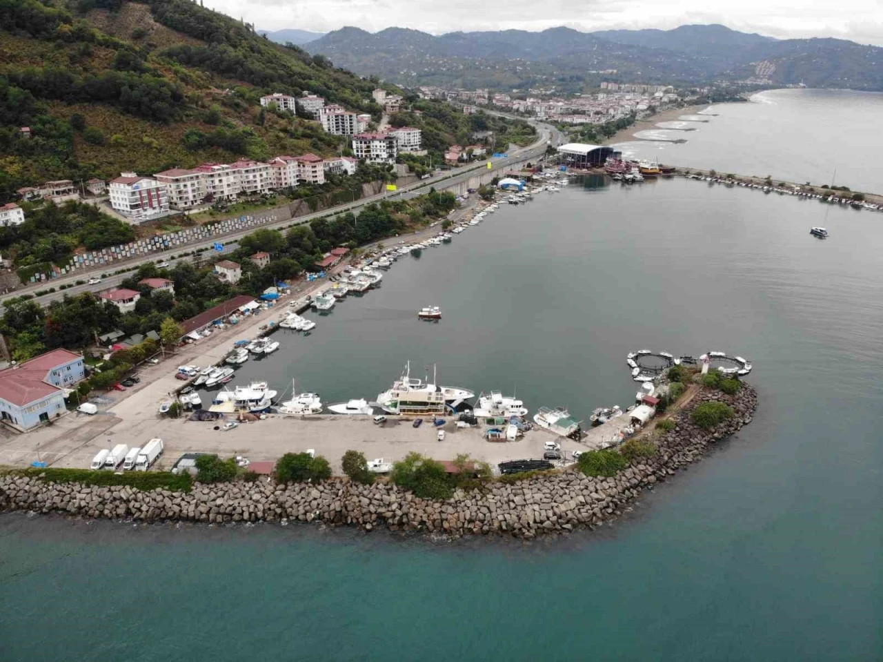 Balıkçılar 1 Eylül’ü iple çekiyor: ‘Umudumuz hamsi’