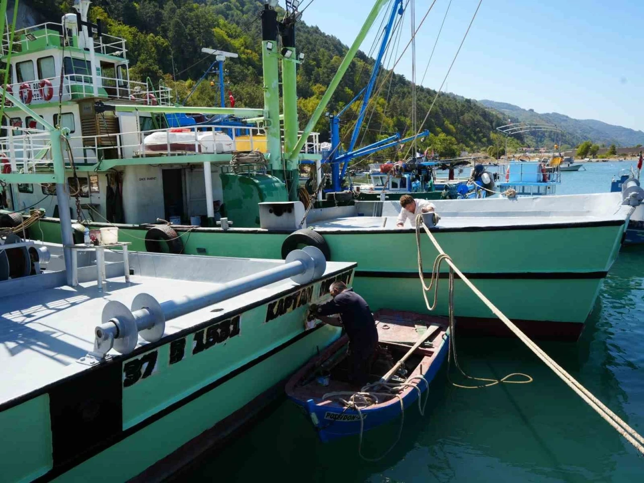 Balıkçılar yeni sezon için hazırlıklarını tamamladı
