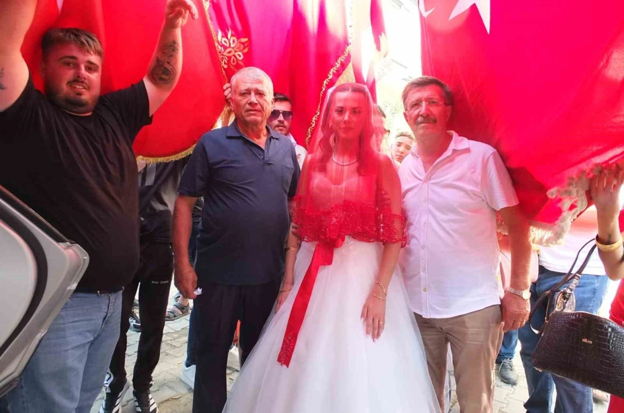 Balıkesir&rsquo;de asırlık d&uuml;ğ&uuml;n geleneği devam ediyor
