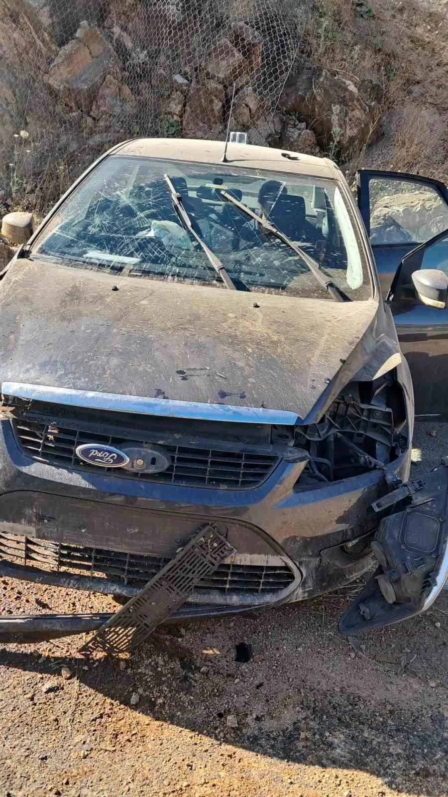 Balıkesir’de direksiyon hakimiyetini kaybeden sürücü kaza yaptı; 1 yaralı
