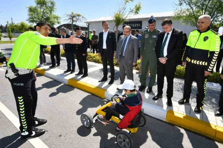 Balıkesir’de Karayolu Trafik Haftası Kutlandı
