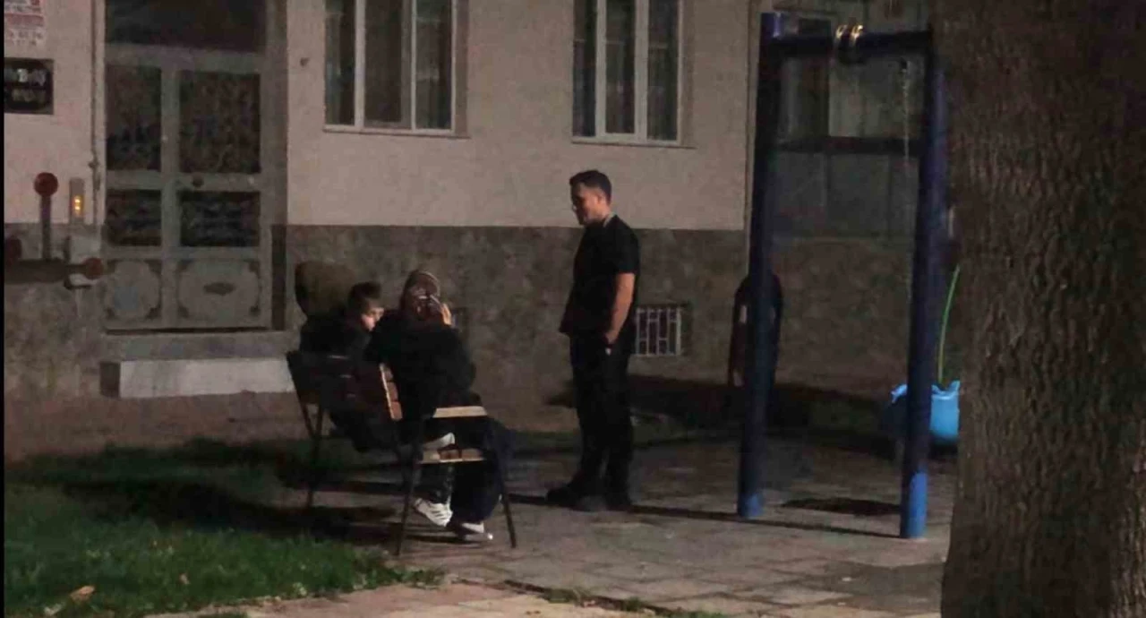 Balıkesir’deki deprem Eskişehir’de de hissedildi, vatandaşlar sokağa çıktı
