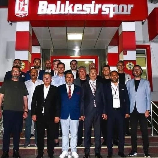 Balıkesirspor’da Başkan Abdullah Bekki ile devam kararı
