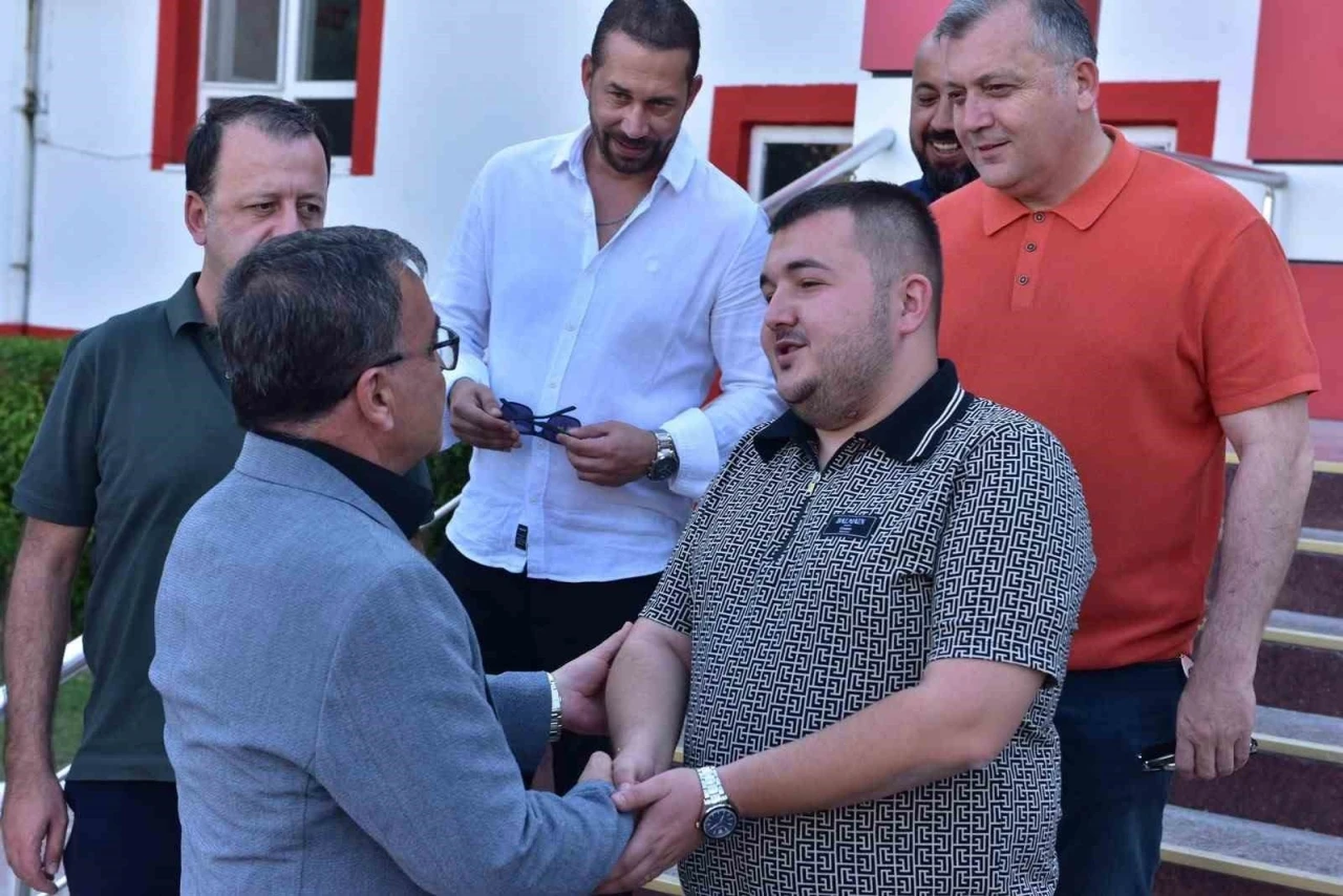 Balıkesirspor yeni sezonu dualarla a&ccedil;tı
