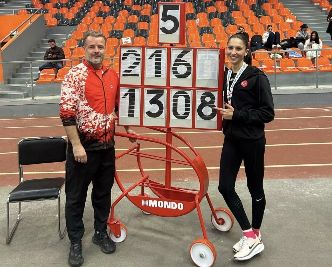 Balkan Atletizm Şampiyonası’nda iki madalya birden