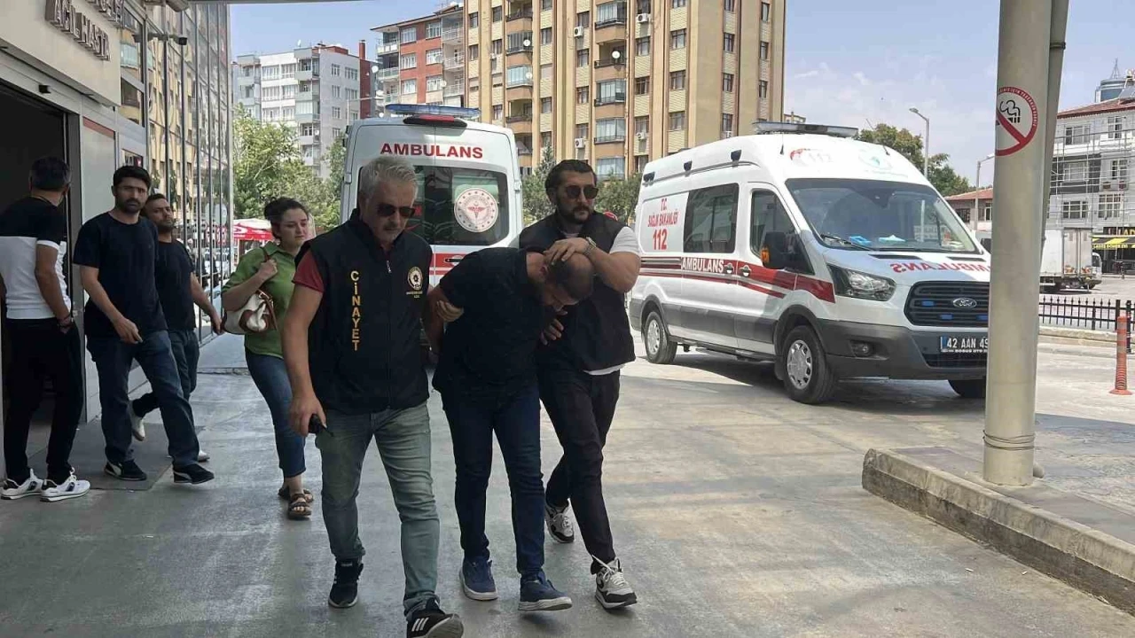 Balkondan ateş açıp belediye işçisini engelli bıraktı
