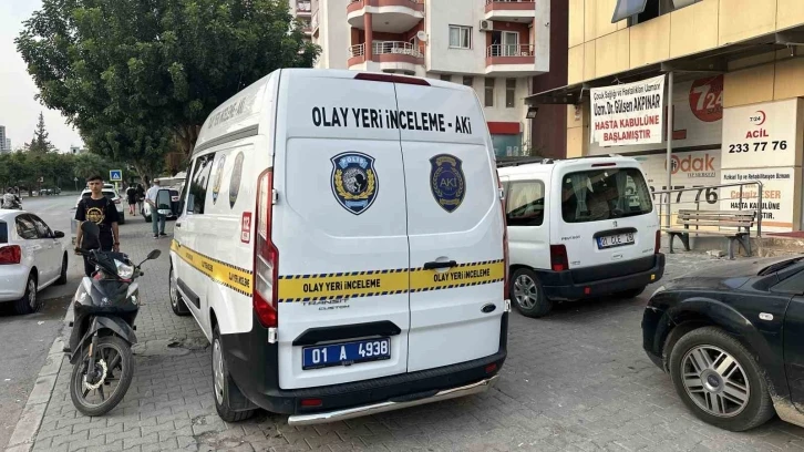 Balkondan dengesini kaybedip d&uuml;şen &ccedil;ocuk &ouml;ld&uuml;
