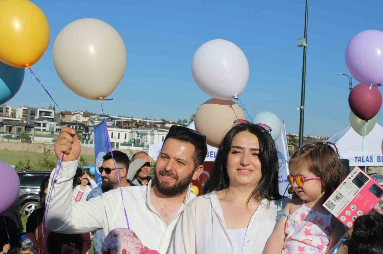 Balonlar Deniz için havalandı
