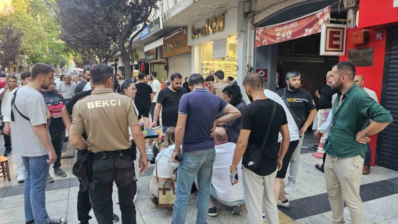 Bandırma’da dönerci tartışması kanlı bitti: 1 yaralı
