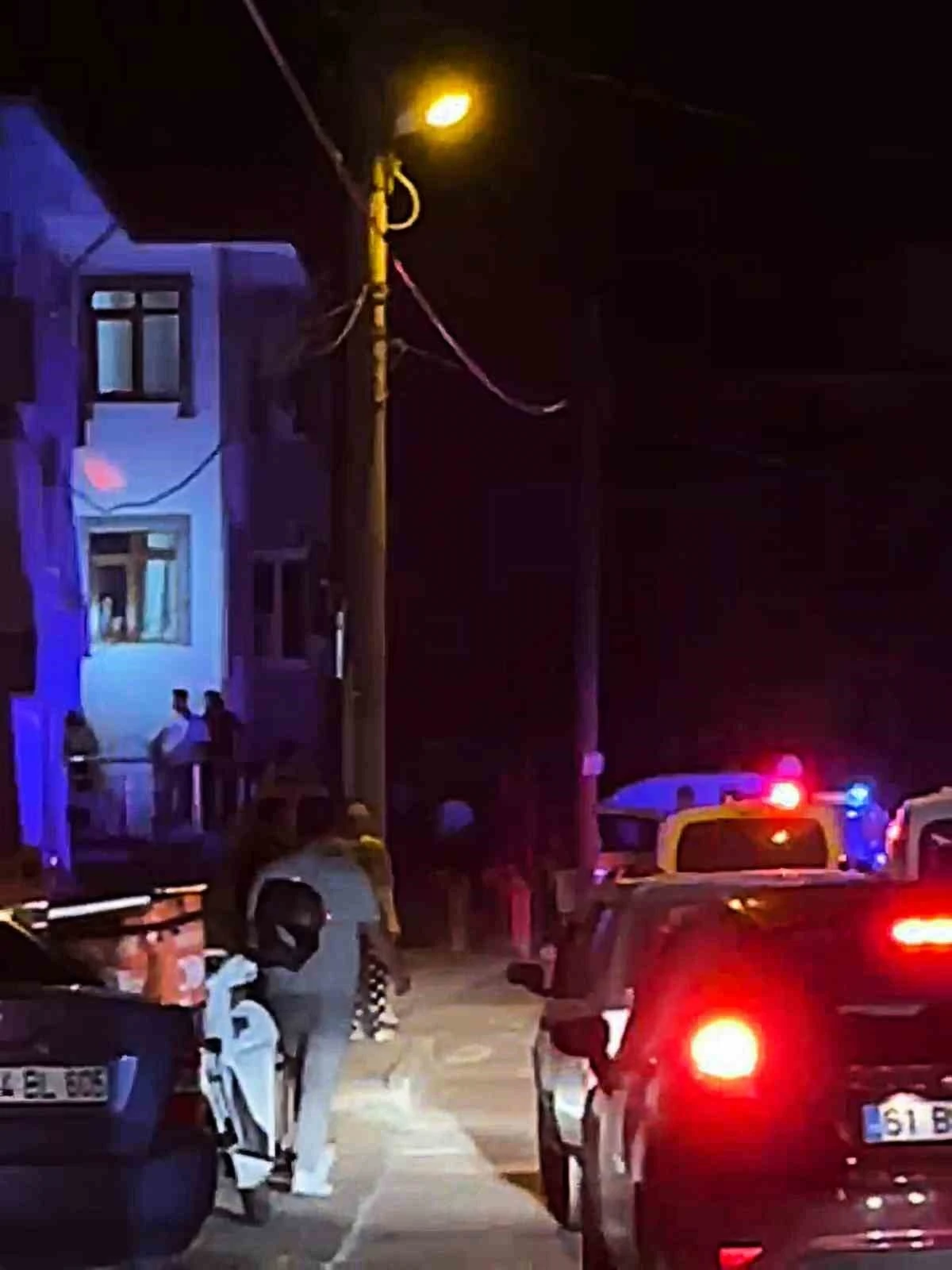 Bartın’da kıskançlık krizi: Eski karısını ve üvey kızını bıçakla yaraladı
