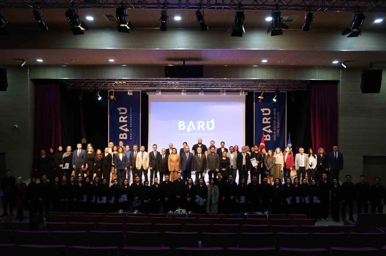 BARÜ’de &quot;24 Kasım Öğretmenler Günü&quot; kutlandı
