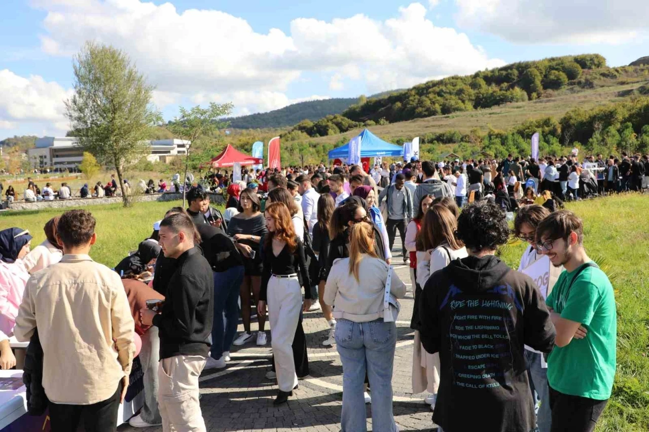 BARÜ’nün öğrenci projesine Avrupa Birliği’nden destek
