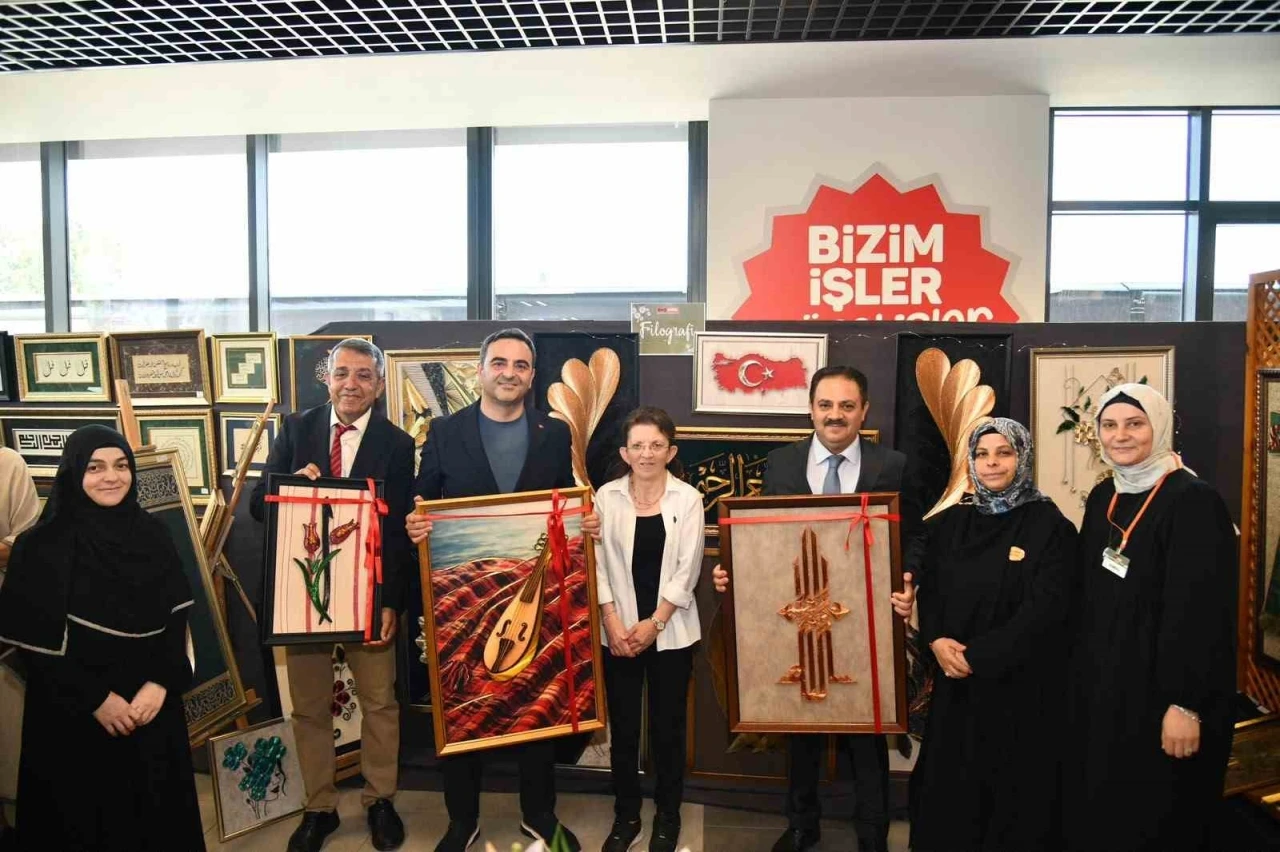 BAŞ-MEK&rsquo;te emek ve &uuml;retim sergilendi
