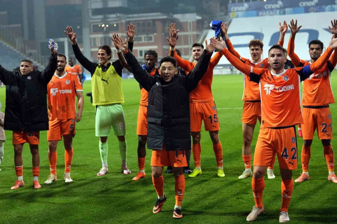 Başakşehir hedef Fenerbahçe’yi yenerek galibiyet serisi yakalamak
