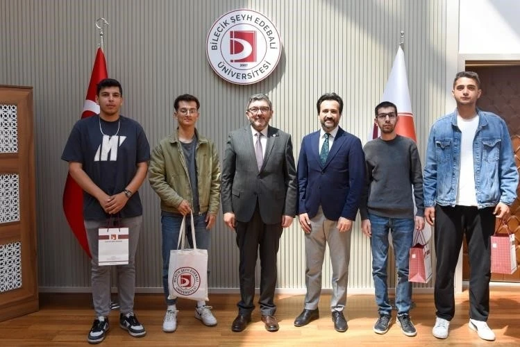 Başarılı genç sporcu Bilgin’e Rektörü Kaplancılı’dan tebrik
