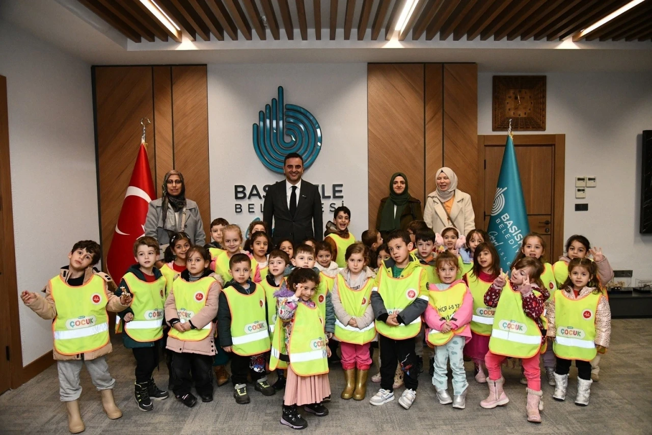 Başiskele&rsquo;de 4-6 yaş Kur&rsquo;an kursu &ouml;ğrencilerinden belediye ziyareti
