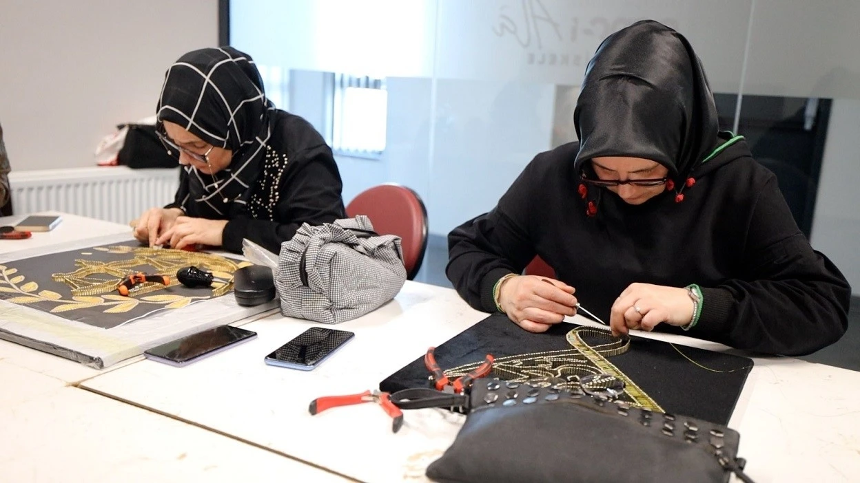 Başiskele&rsquo;de "KALE" modeliyle binlerce ailenin hayatına dokunuldu
