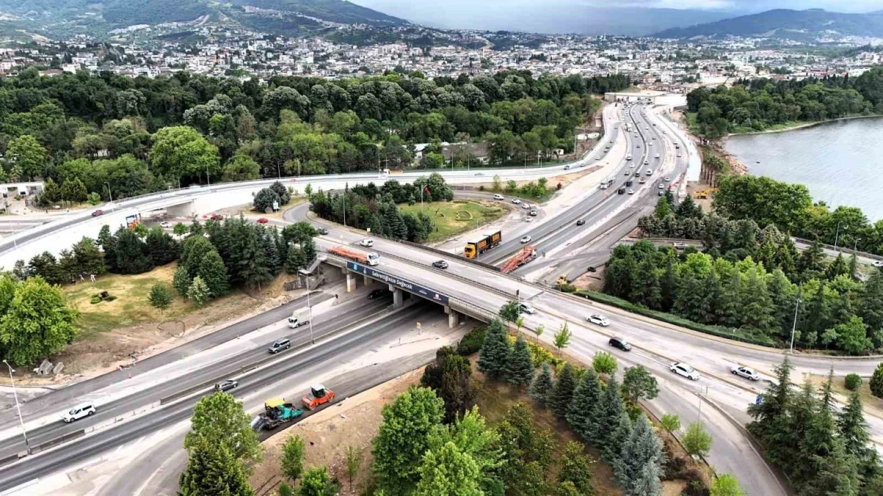 Başiskele Koridor Projesi&rsquo;nde fiziki ger&ccedil;ekleşme y&uuml;zde 82&rsquo;ye ulaştı
