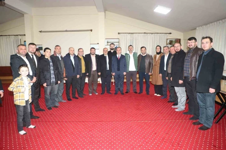 Başkan adayı Ulu&ccedil;ay: "Masa başında değil, sahada &ccedil;alışacağız"
