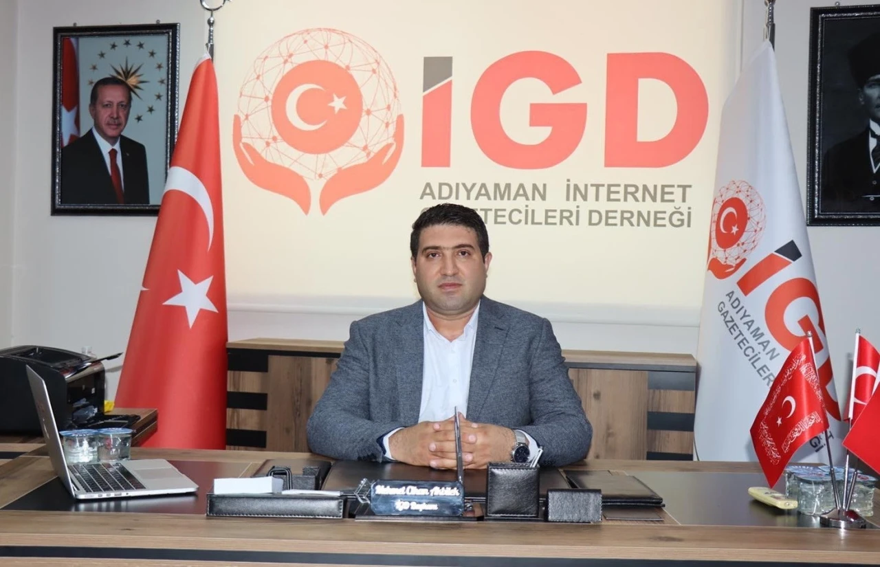 Başkan Akbilek, "15 Temmuz&rsquo;u unutan, ihanete davetiye &ccedil;ıkarır"
