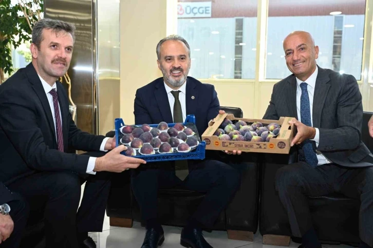 Başkan Aktaş: &ldquo;Tarım ihracatında milyar dolarları konuşmalıyız"
