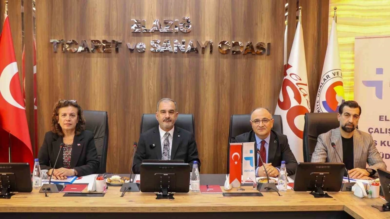 Başkan Alan, &quot;Nitelikli eleman bulamazsak yatırımın bir anlamı kalmıyor&quot;
