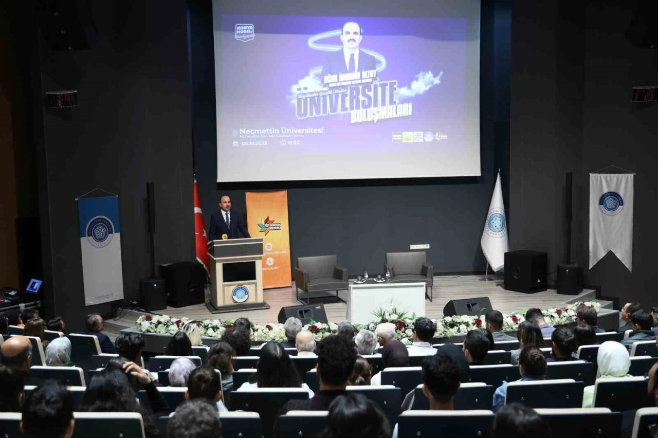 Başkan Altay: &quot;Ülkemizin geleceğine imza atacak bir nesil yetiştirmek için çaba sarf ediyoruz&quot;
