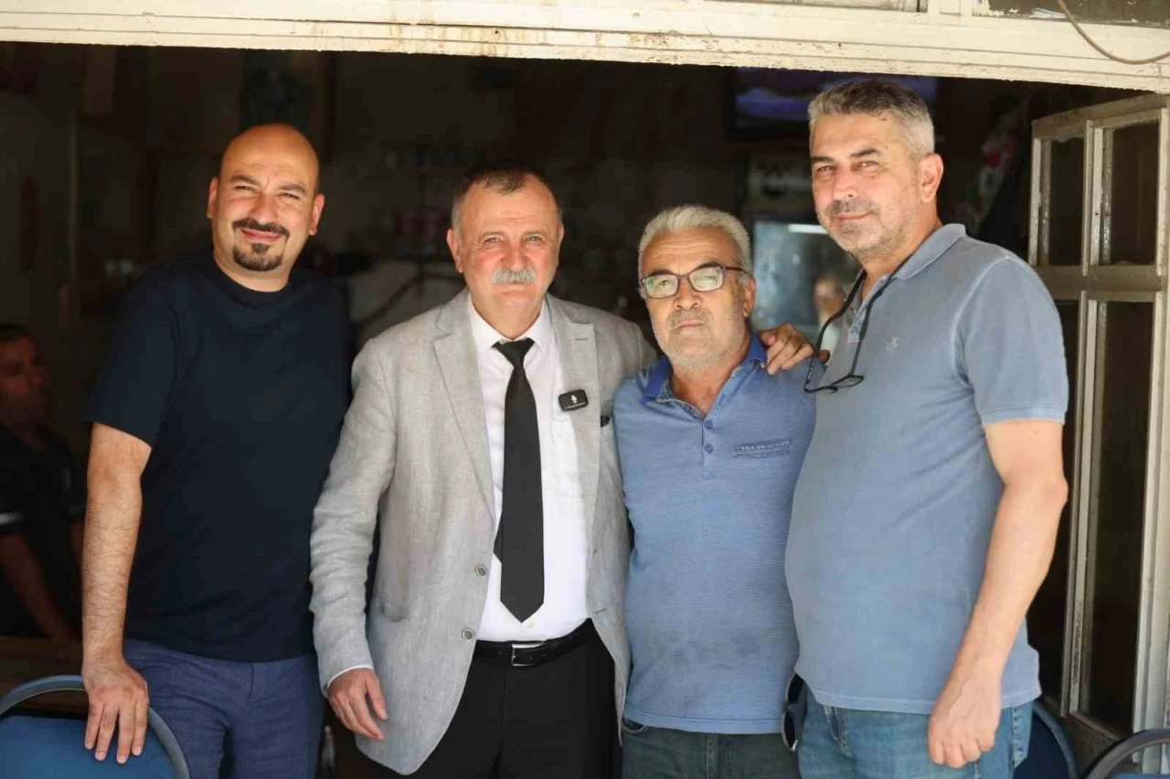 Başkan Balaban Muradiye esnafının sorunlarını yerinde dinledi
