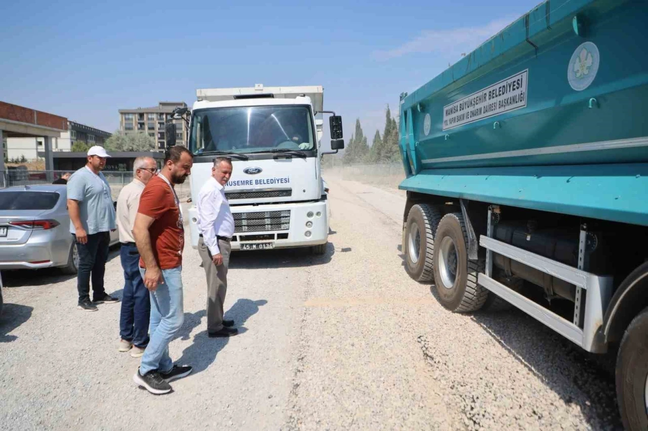 Başkan Balaban: "Muradiye&rsquo;nin ana arterlerinde bir hafta i&ccedil;erisinde asfalt sorun bitecek"
