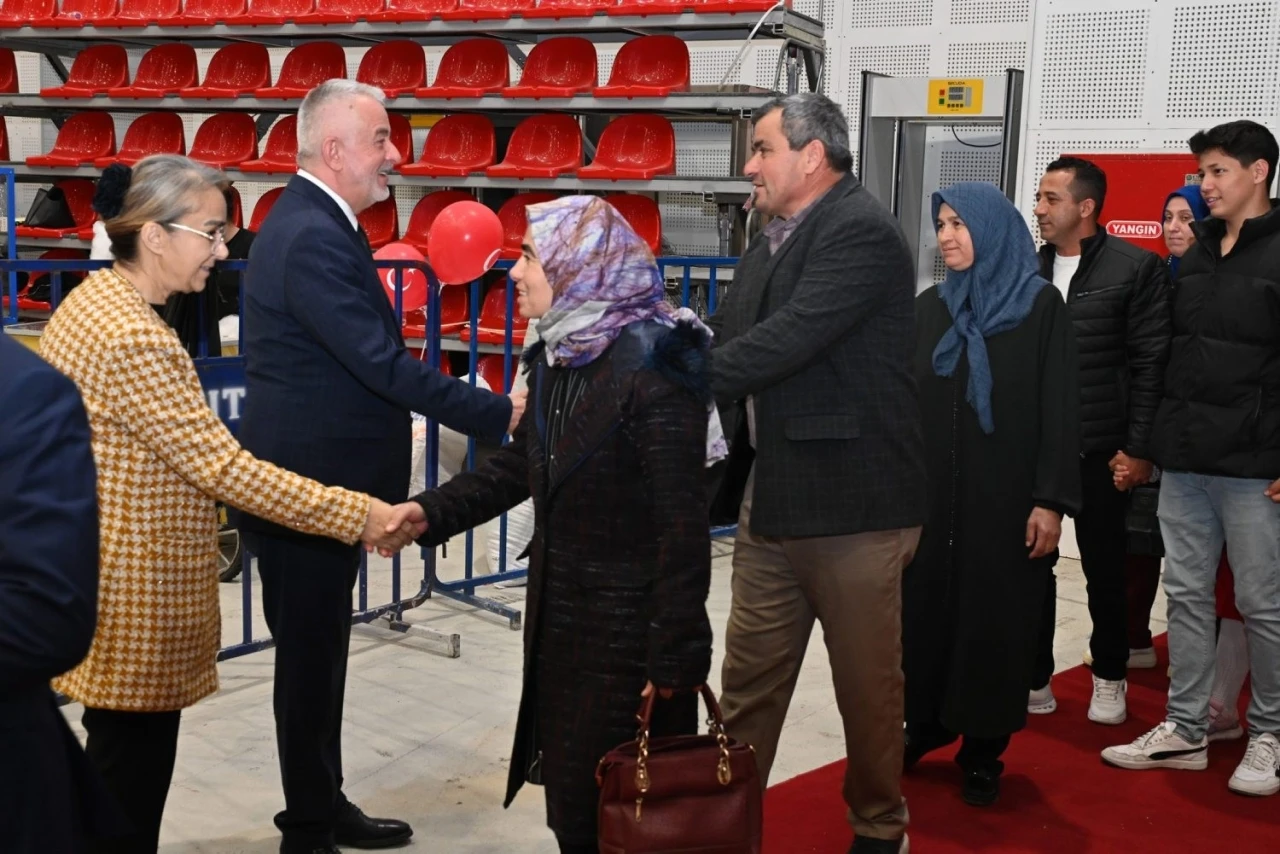 BaÅŸkan BaÅŸdeÄŸirmen’den personeline Cumhuriyet yemeÄŸi