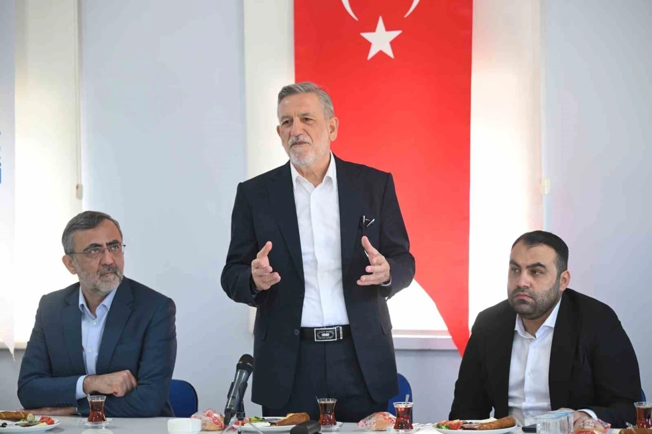Başkan Burkay&rsquo;dan terminalde &ouml;nemli buluşma
