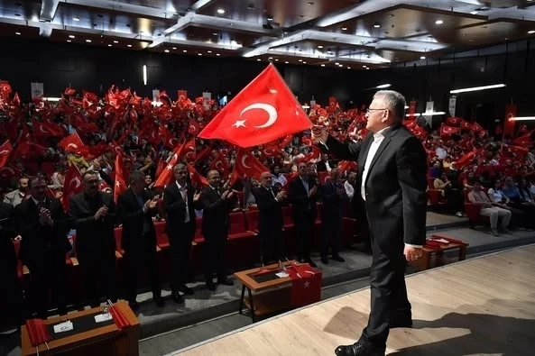Başkan Büyükkılıç, Genç KAYMEK Yılsonu Programı’nda öğrencileri yalnız bırakmadı
