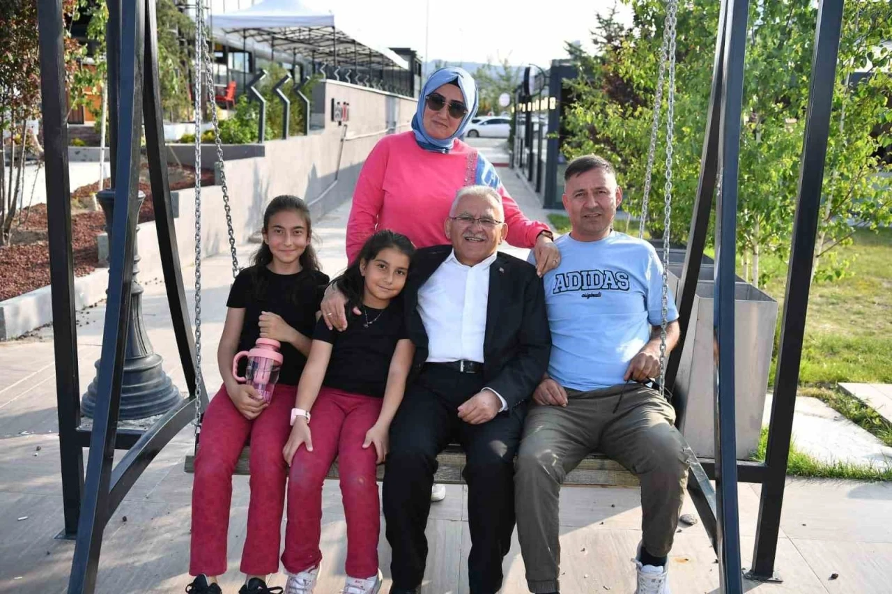 Başkan Büyükkılıç, Mutfak Sanatları Merkezi’nde vatandaşlarla buluştu
