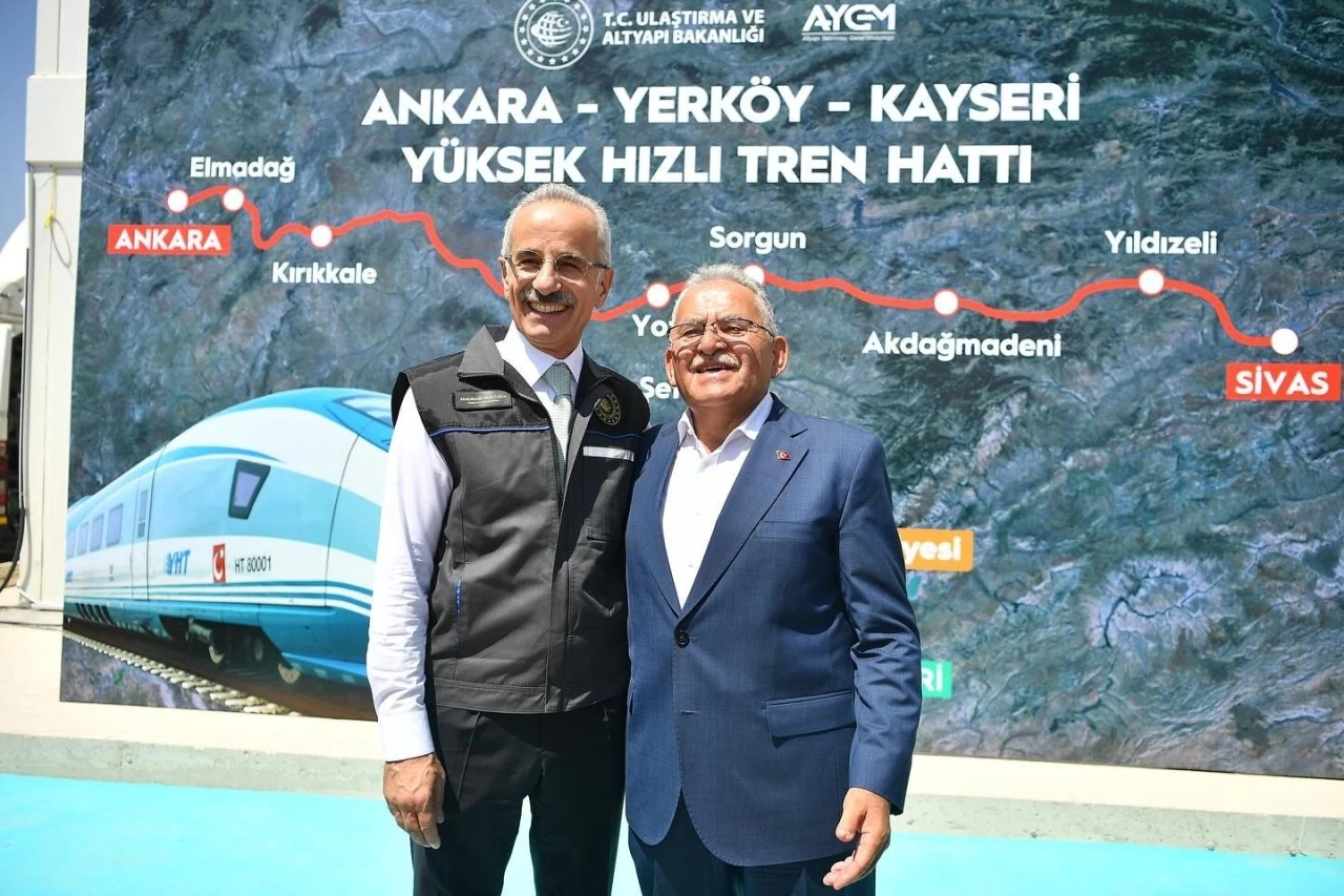 Başkan Büyükkılıç: &quot;Kayseri, yüksek hızlı tren ile Anadolu’nun parlayan yıldızı olacak&quot;
