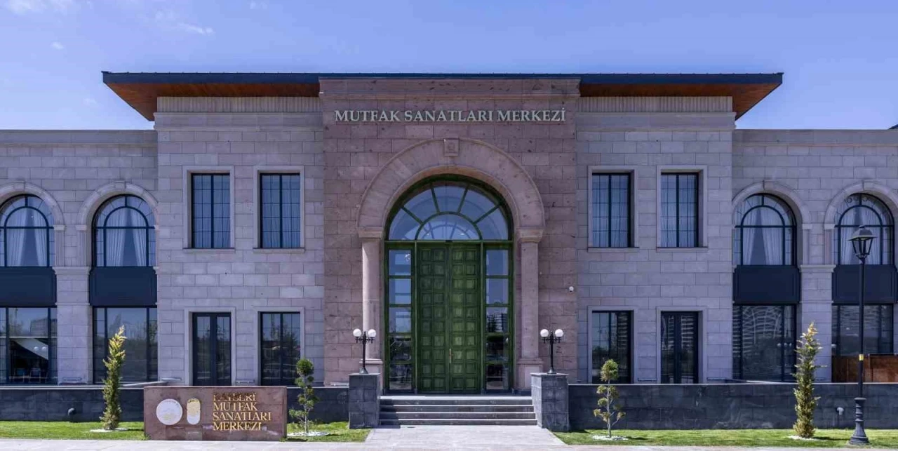 Başkan Büyükkılıç: &quot;Mutfak Sanatları Merkezi kapılarını açtı&quot;

