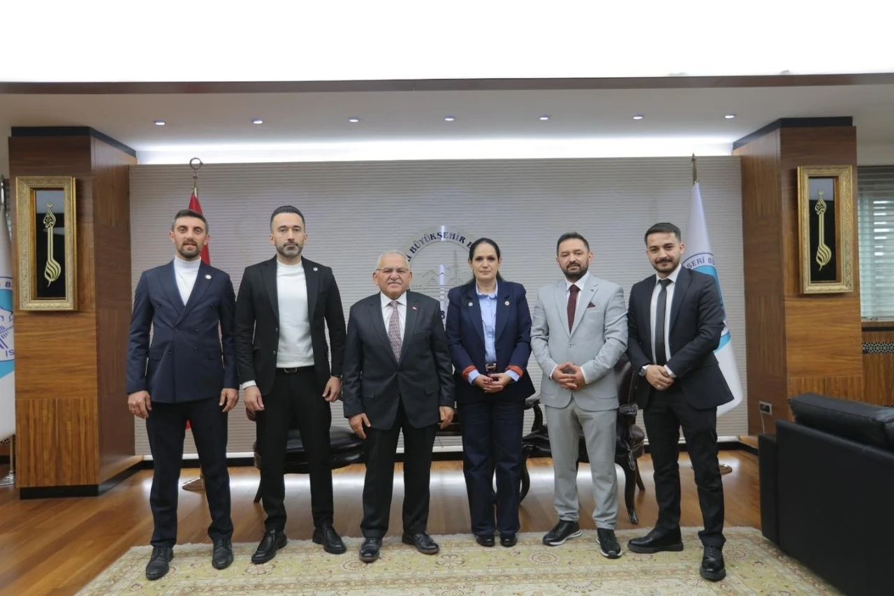 Başkan B&uuml;y&uuml;kkılı&ccedil;&rsquo;tan Kayseri&rsquo;de birlik ve istişare mesajı
