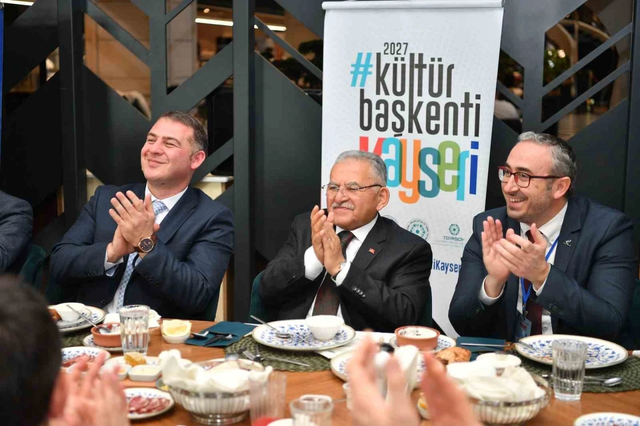 Başkan B&uuml;y&uuml;kkılı&ccedil;&rsquo;tan T&uuml;rk d&uuml;nyasına &rsquo;Erciyes&rsquo; vizyonu: T&uuml;rkiye&rsquo;deki ilk toplantı Erciyes&rsquo;te
