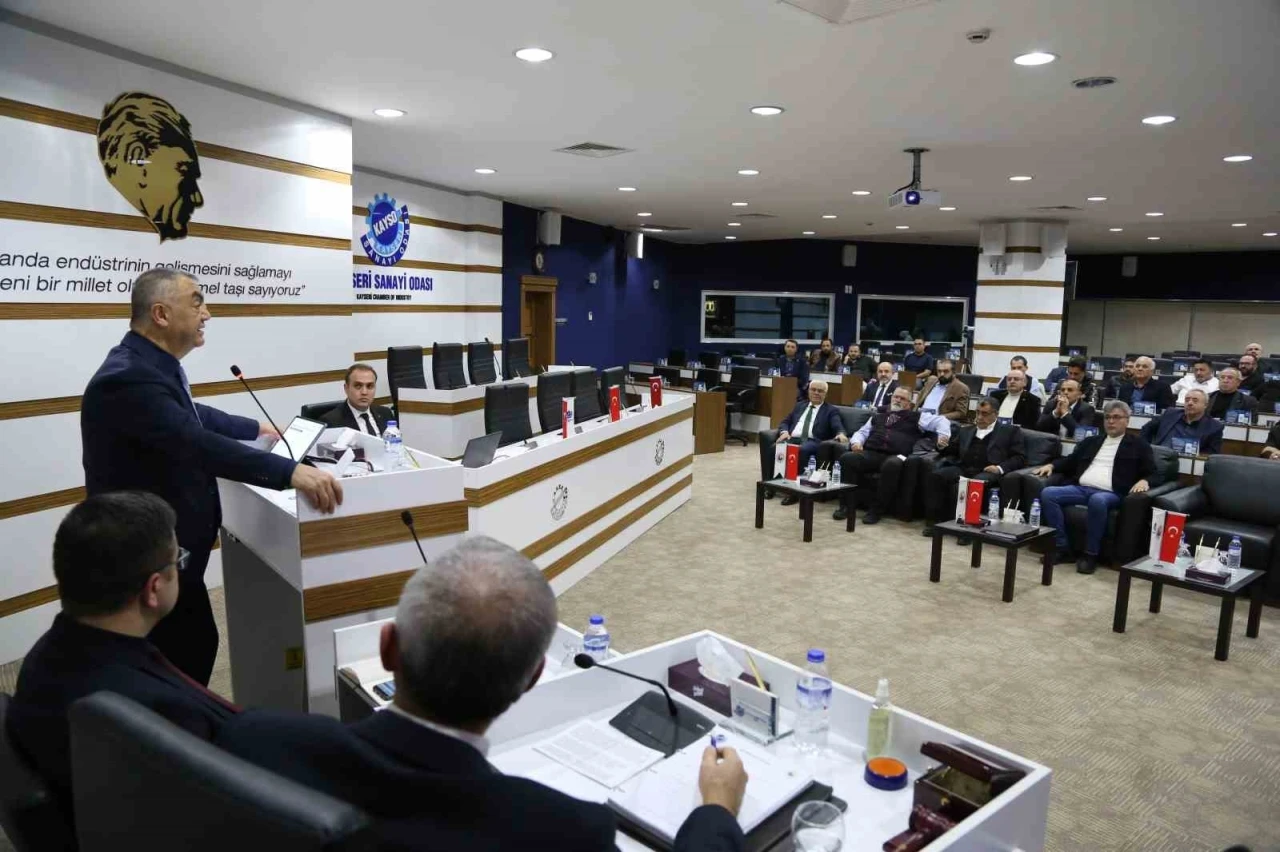 Başkan Büyüksimitci: &quot;Çin’e karşı ülke olarak politika oluşturmalıyız&quot;
