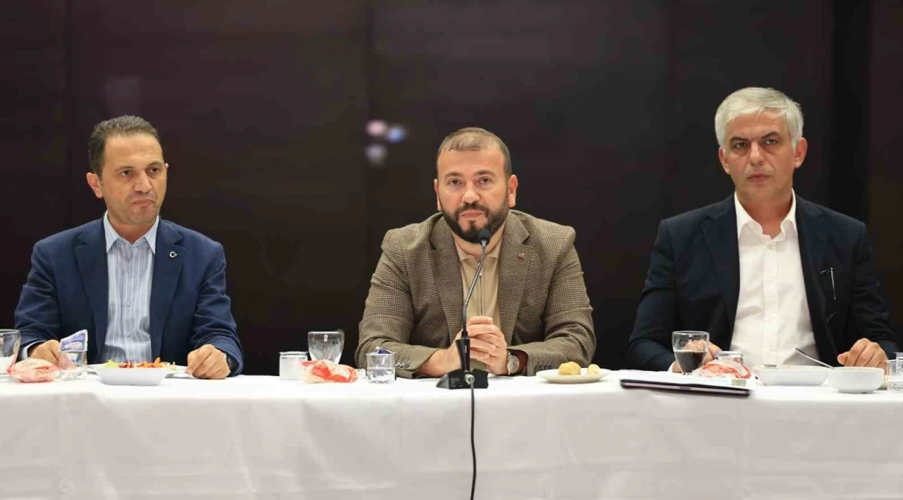 Başkan Candaroğlu’ndan İBB’ye Tepki: &quot;Sorumluluktan Kaçamazlar&quot;
