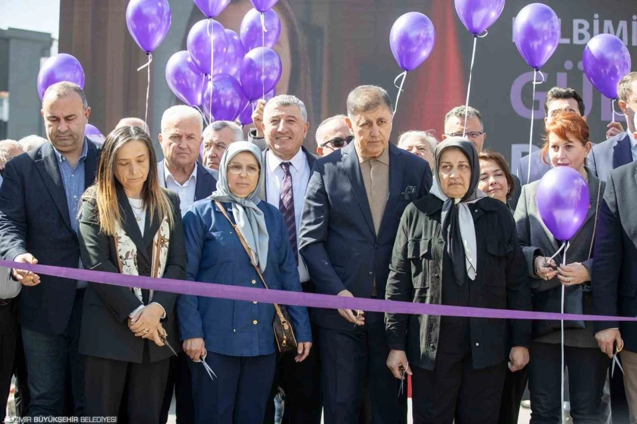 Başkan Cemil Tugay: "M&uuml;cadeleyi lafta değil, ger&ccedil;ekte yapmak gerekir"
