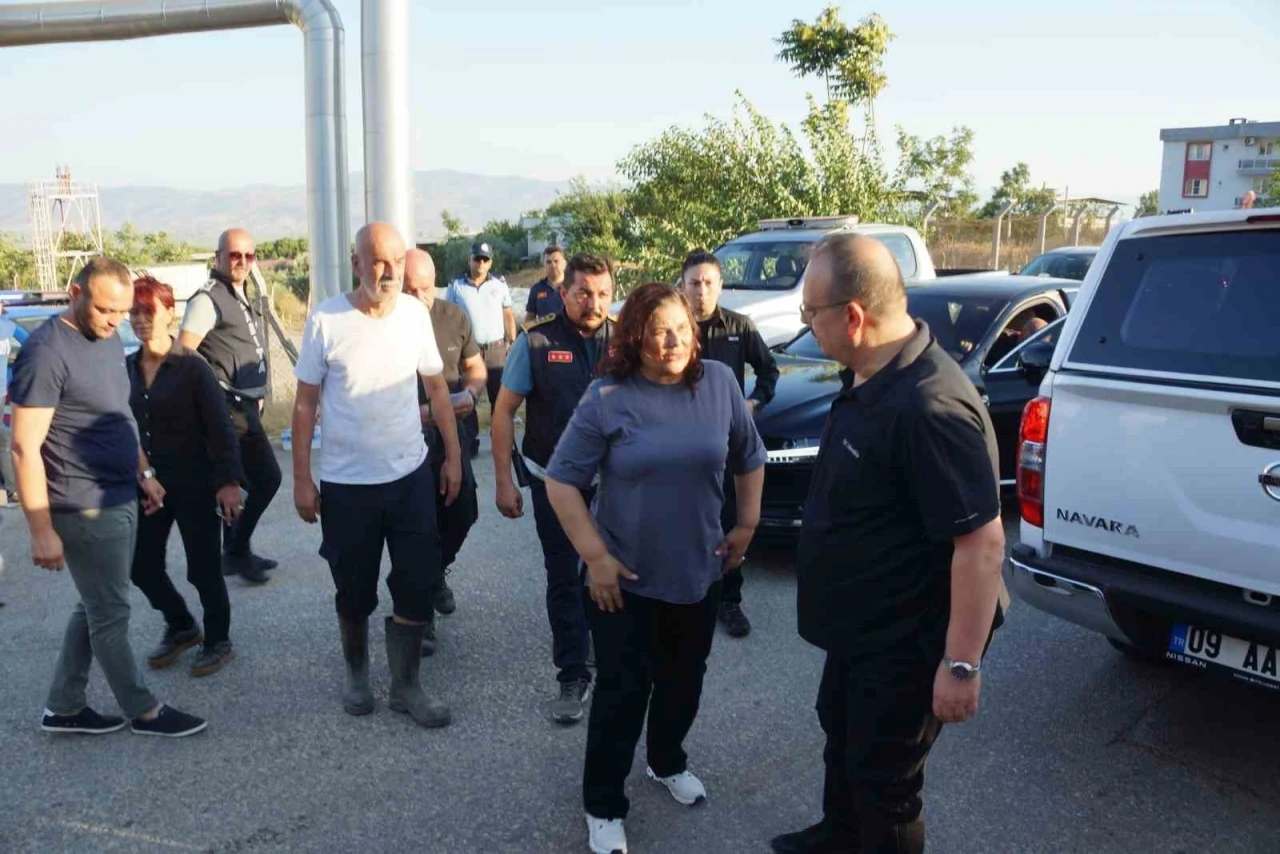 Başkan Çerçioğlu: &quot;Tüm kurum ve kuruluşlarla birlikte yangını söndürmeye çalıştık&quot;
