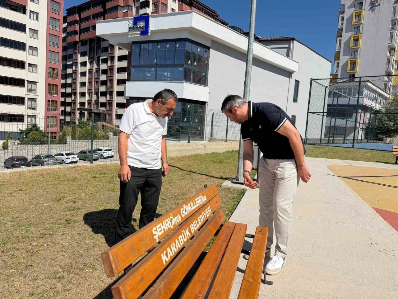 Başkan &Ccedil;etinkaya parka zarar verenlere: "Bunlar Karab&uuml;k d&uuml;şmanı"
