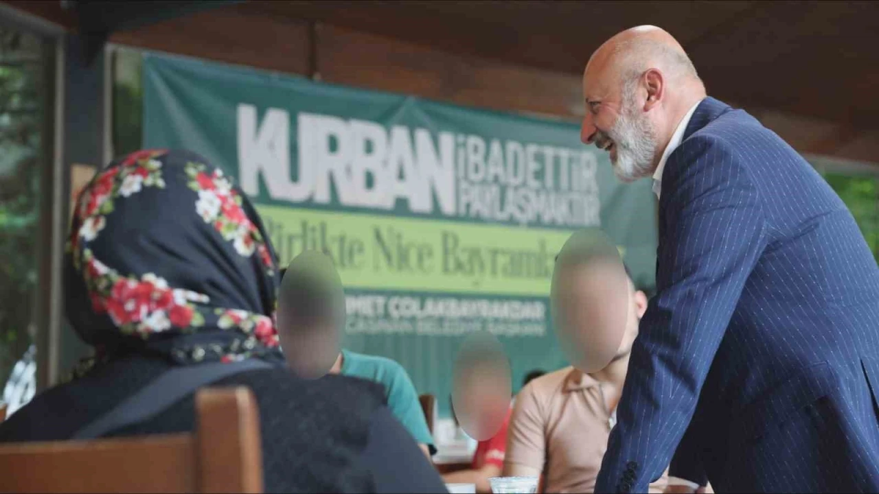 Başkan Çolakbayrakdar, Kurban Bayramı öncesi yetimleri sevindirdi
