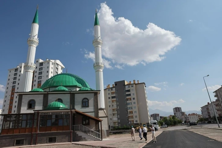 Başkan Çolakbayrakdar: "Her alanda daha konforlu yaşam için çalışıyoruz"