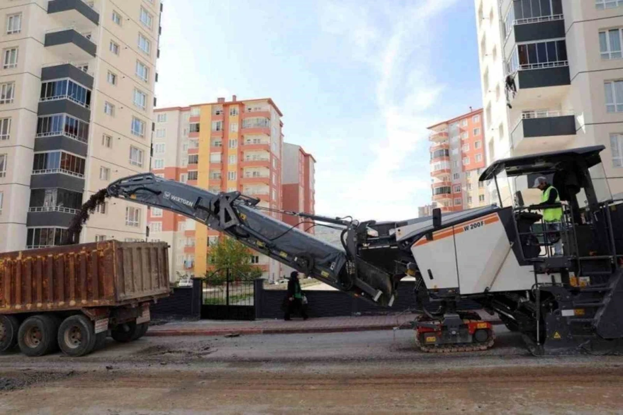 Başkan Çolakbayrakdar, &quot;Kayseri’de ilk kez kullanılan araçla doğayı koruyoruz&quot;
