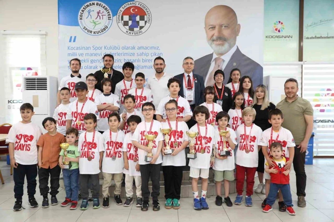 Başkan Çolakbayrakdar: &quot;Kayseri’mizde tek, Türkiye’de ise sayılı olan tesisimiz, gençlerimize armağan olsun&quot;
