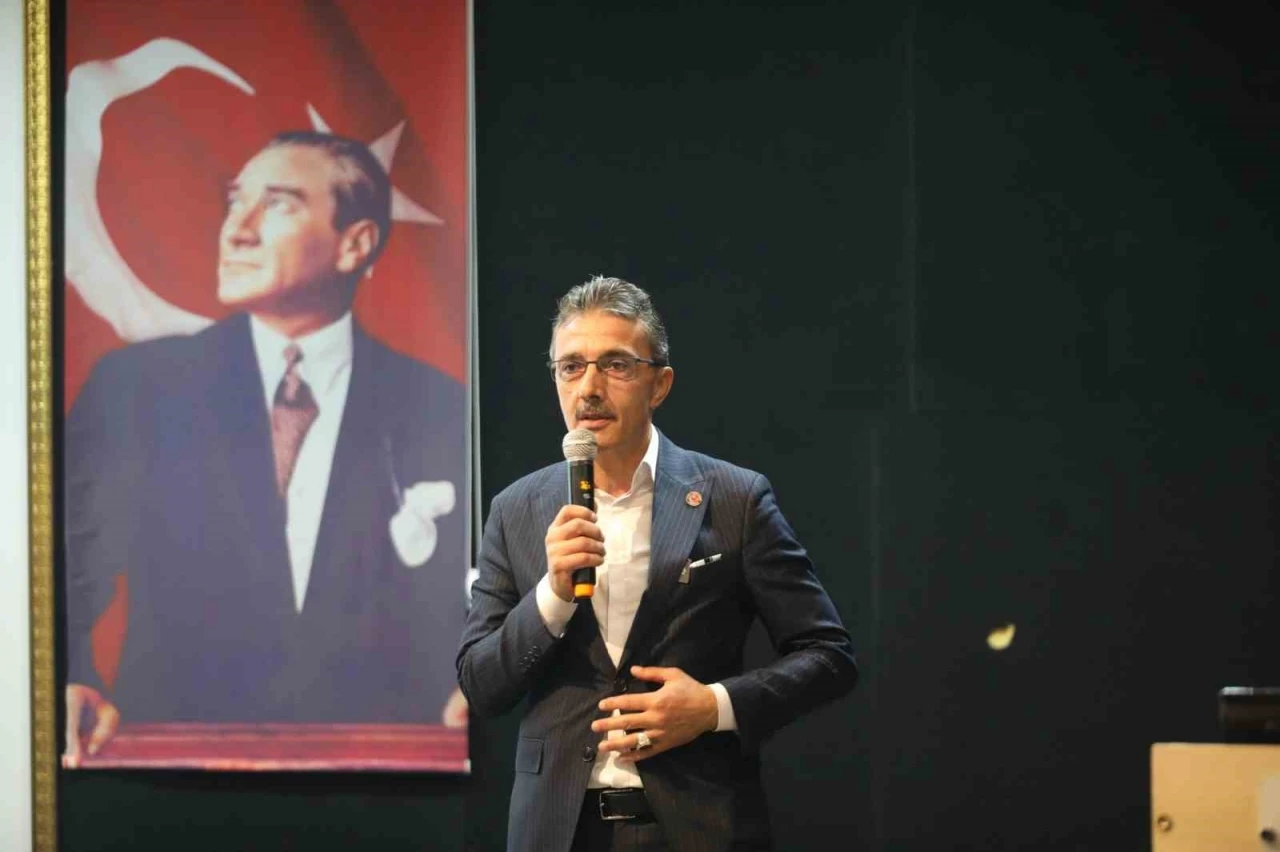 Başkan Dinç: &quot;Erenler Kent Akademisi’ni hayata geçiriyoruz&quot;
