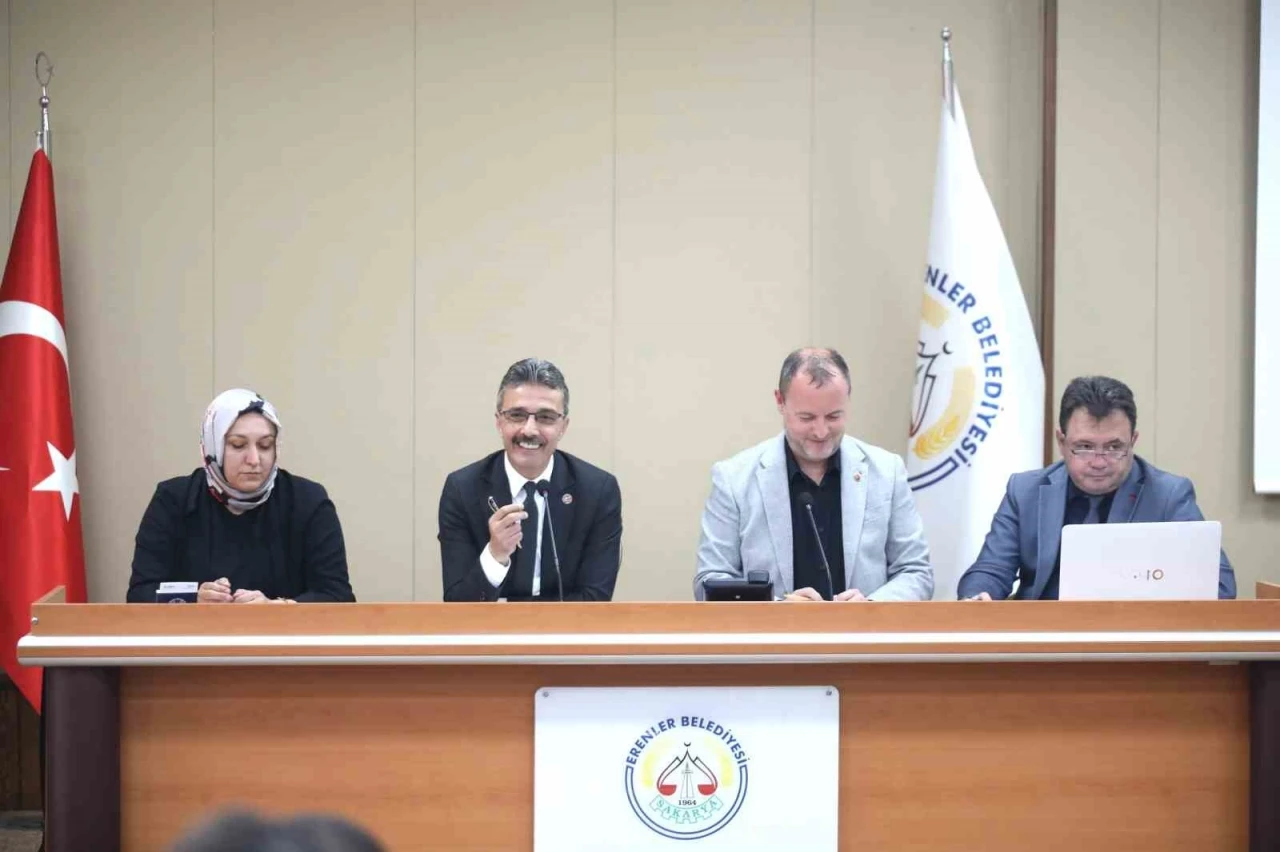 Başkan Dinç: &quot;Online YGS ve YKS kurslarını ücretsiz olarak sunacağız&quot;
